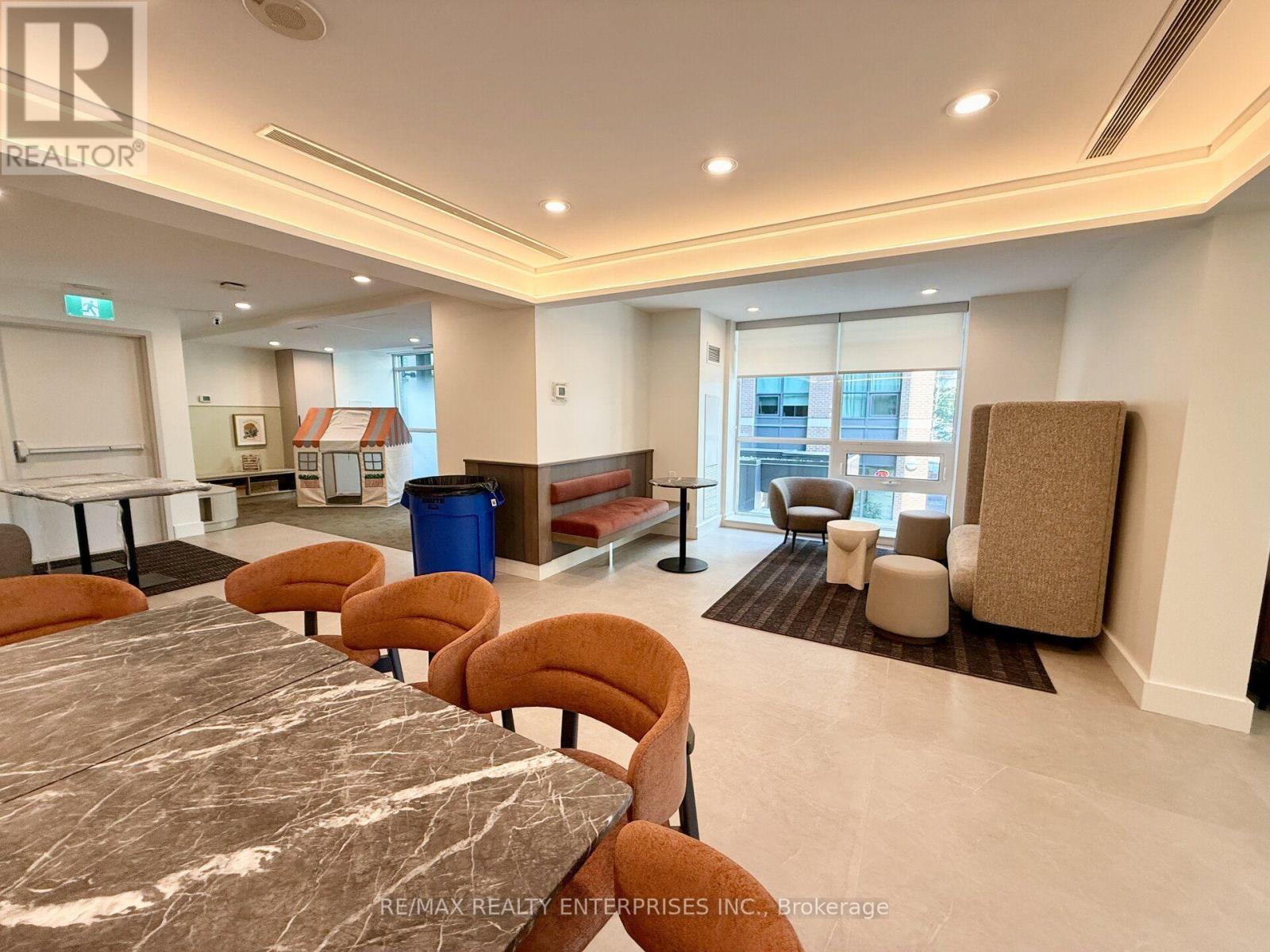 608 - 1169 Queen Street W Property Photo 27