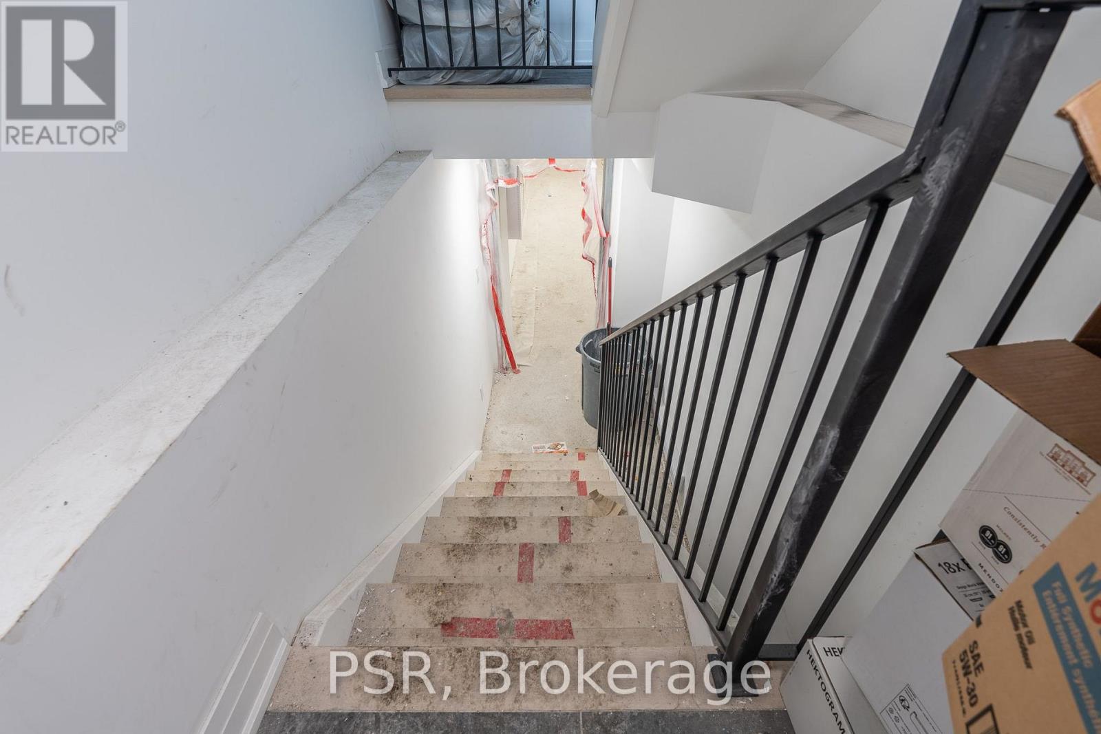 Lower - 1171 Dundas Street Property Photo 12