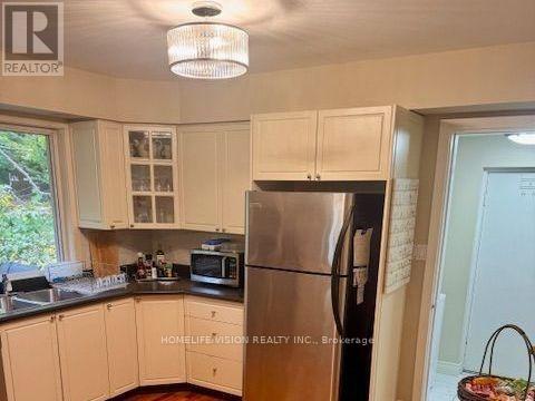 103 Laurentide Drive Property Photo 15