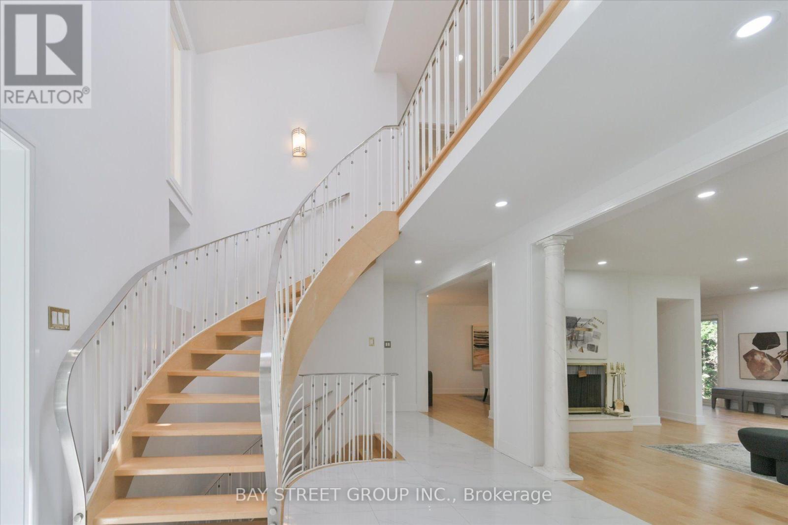 50 Owen Boulevard Property Photo 4