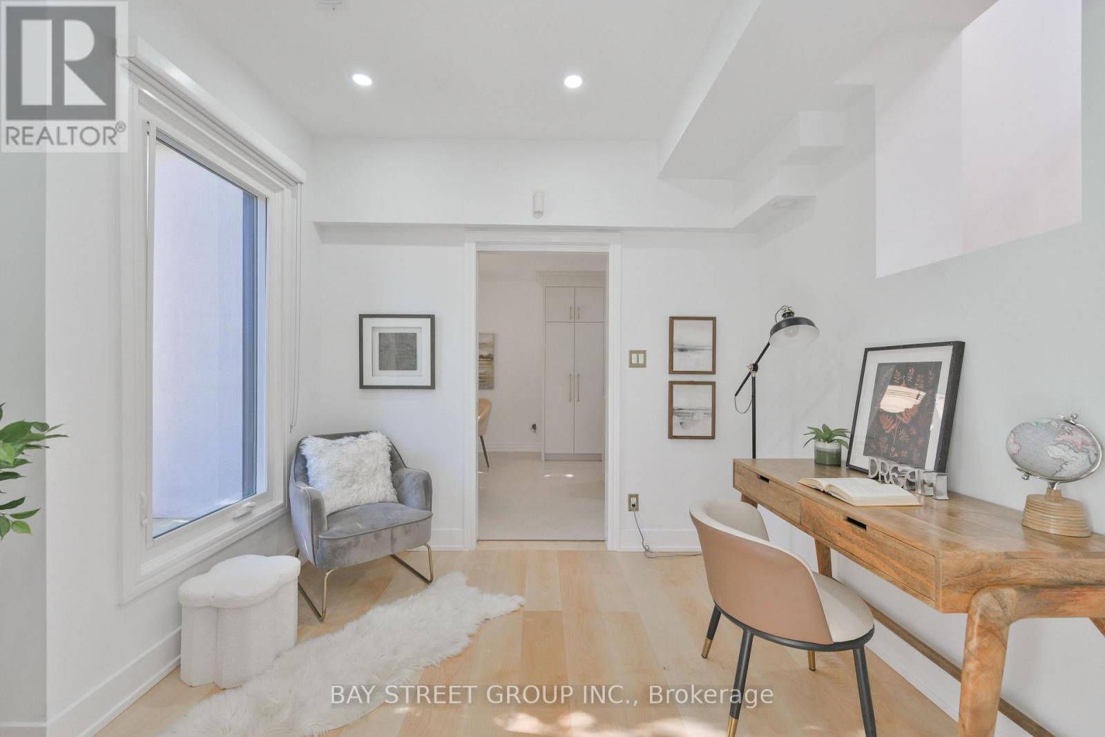 50 Owen Boulevard Property Photo 12