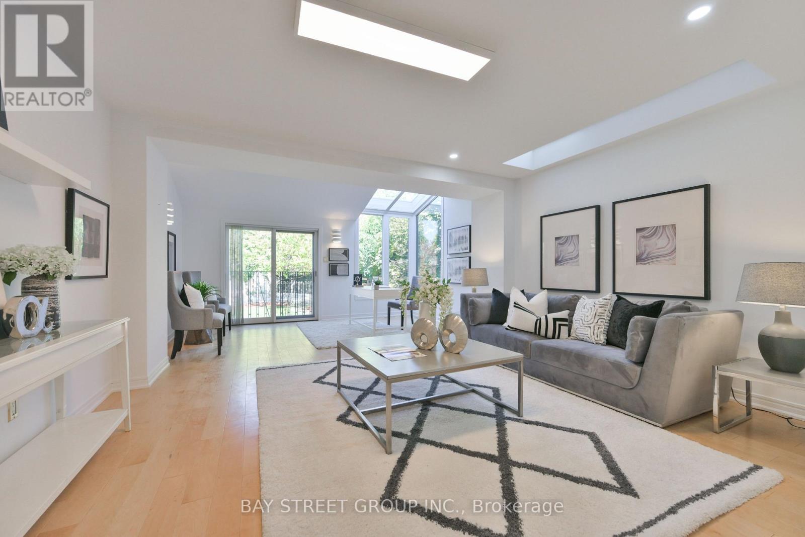 50 Owen Boulevard Property Photo 13