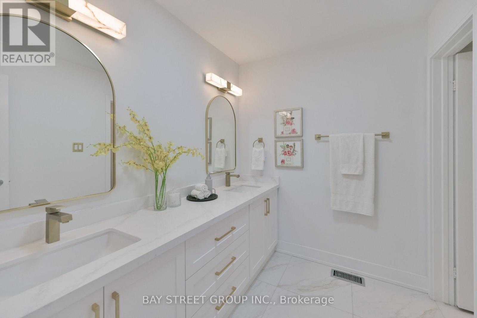 50 Owen Boulevard Property Photo 25