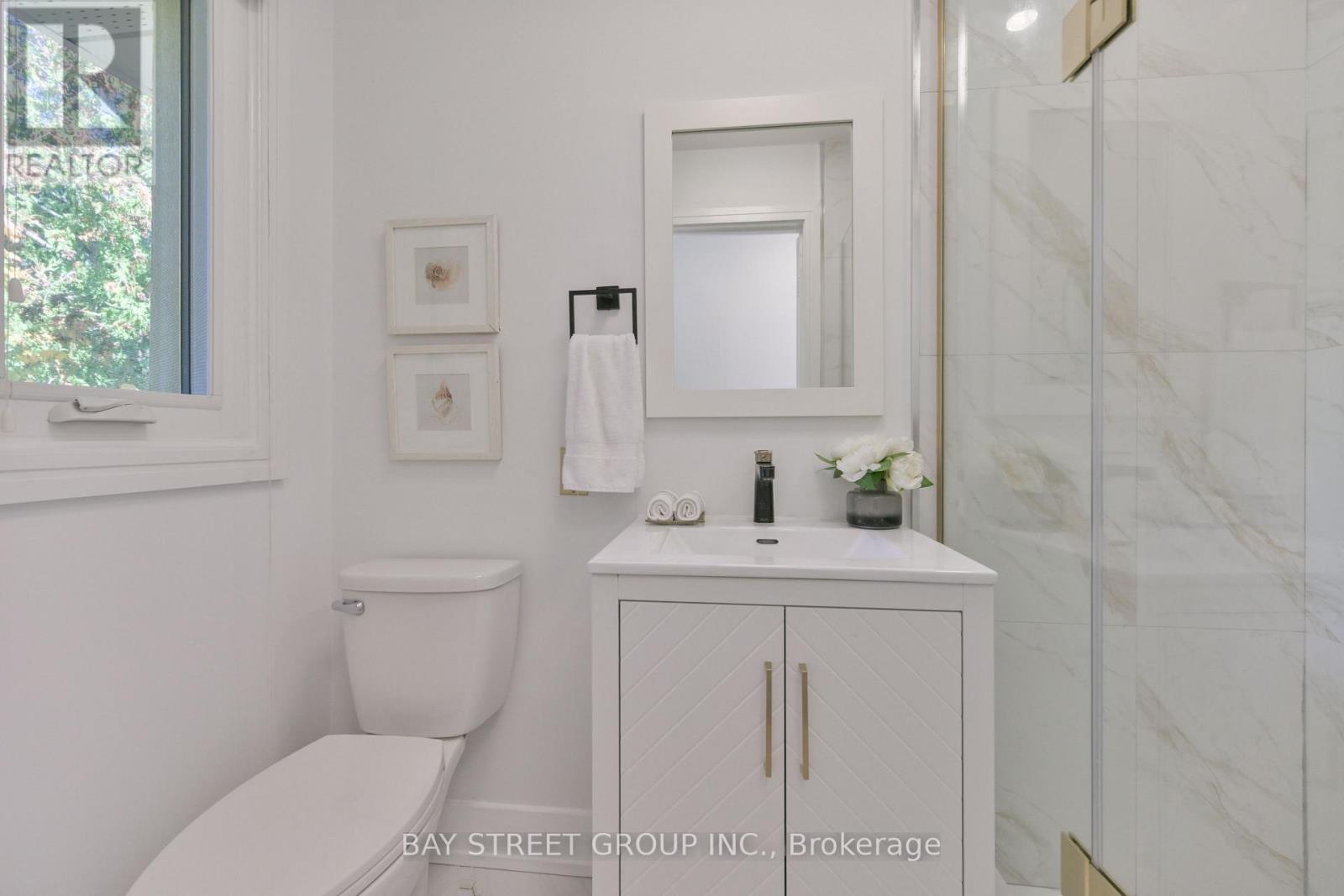 50 Owen Boulevard Property Photo 28