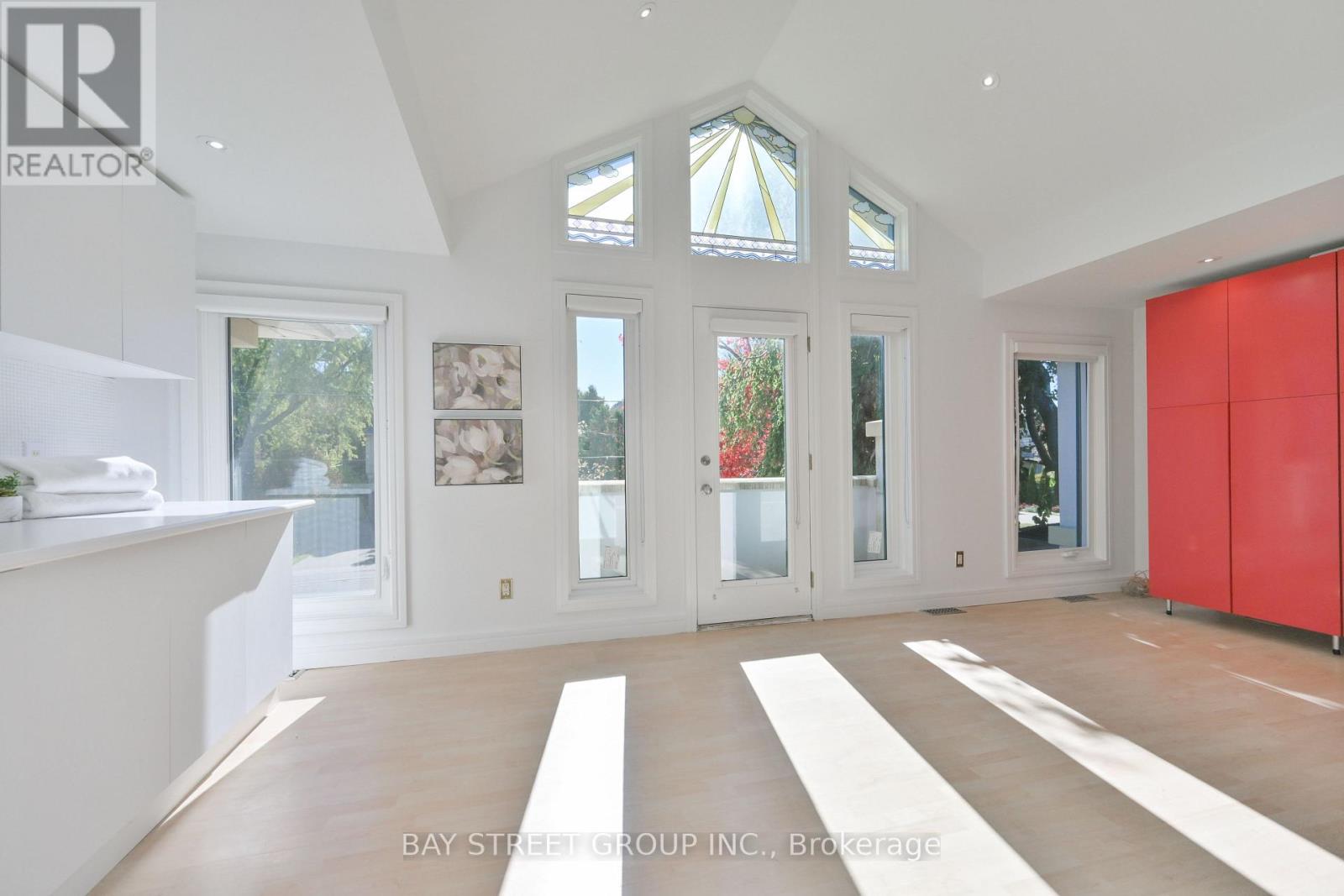 50 Owen Boulevard Property Photo 29