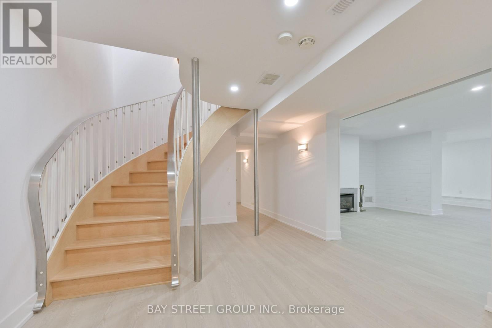 50 Owen Boulevard Property Photo 31