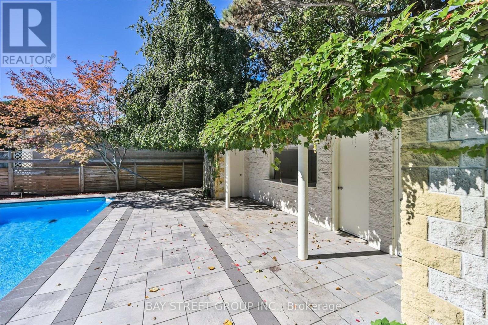 50 Owen Boulevard Property Photo 38