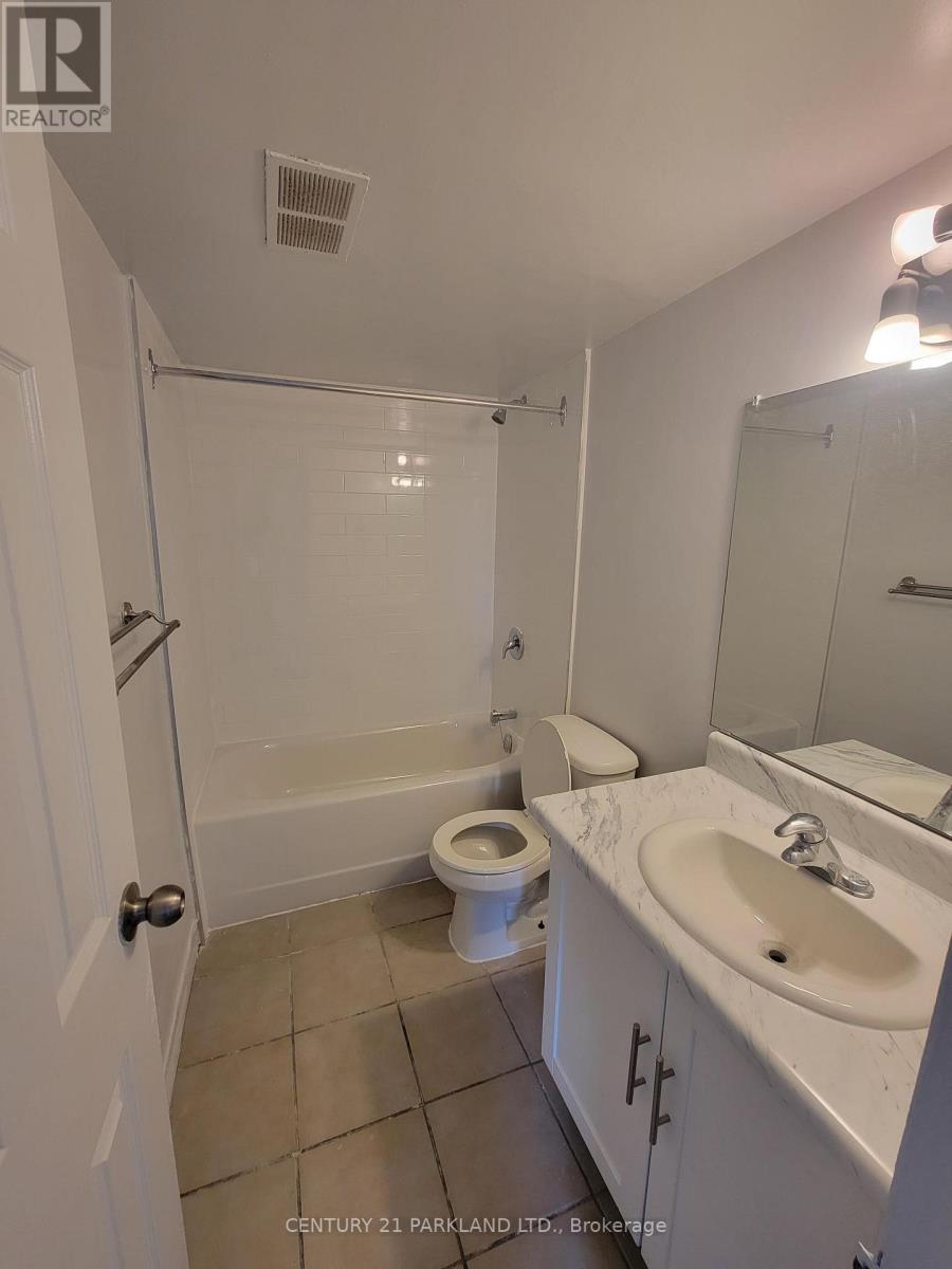 #517 - 10 Edgecliffe Golfway Property Photo 10