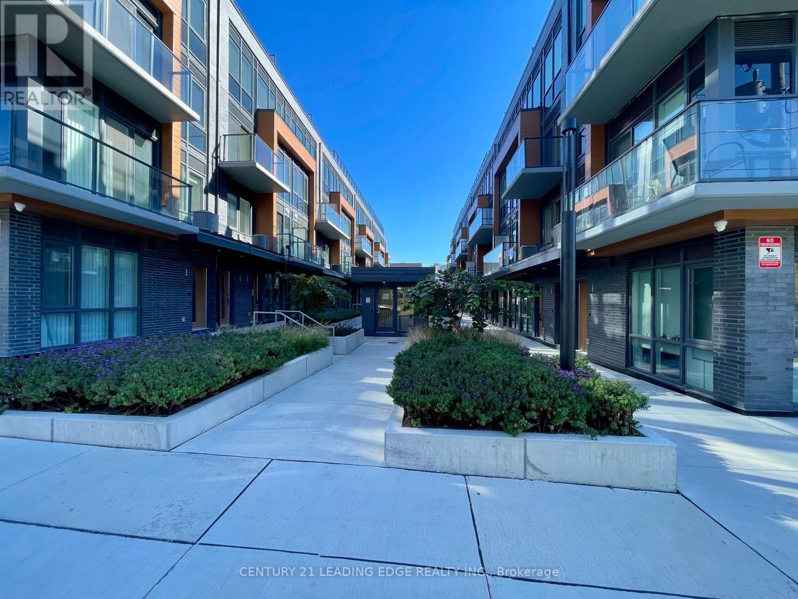 117 - 69 Curlew Drive Property Photo 2