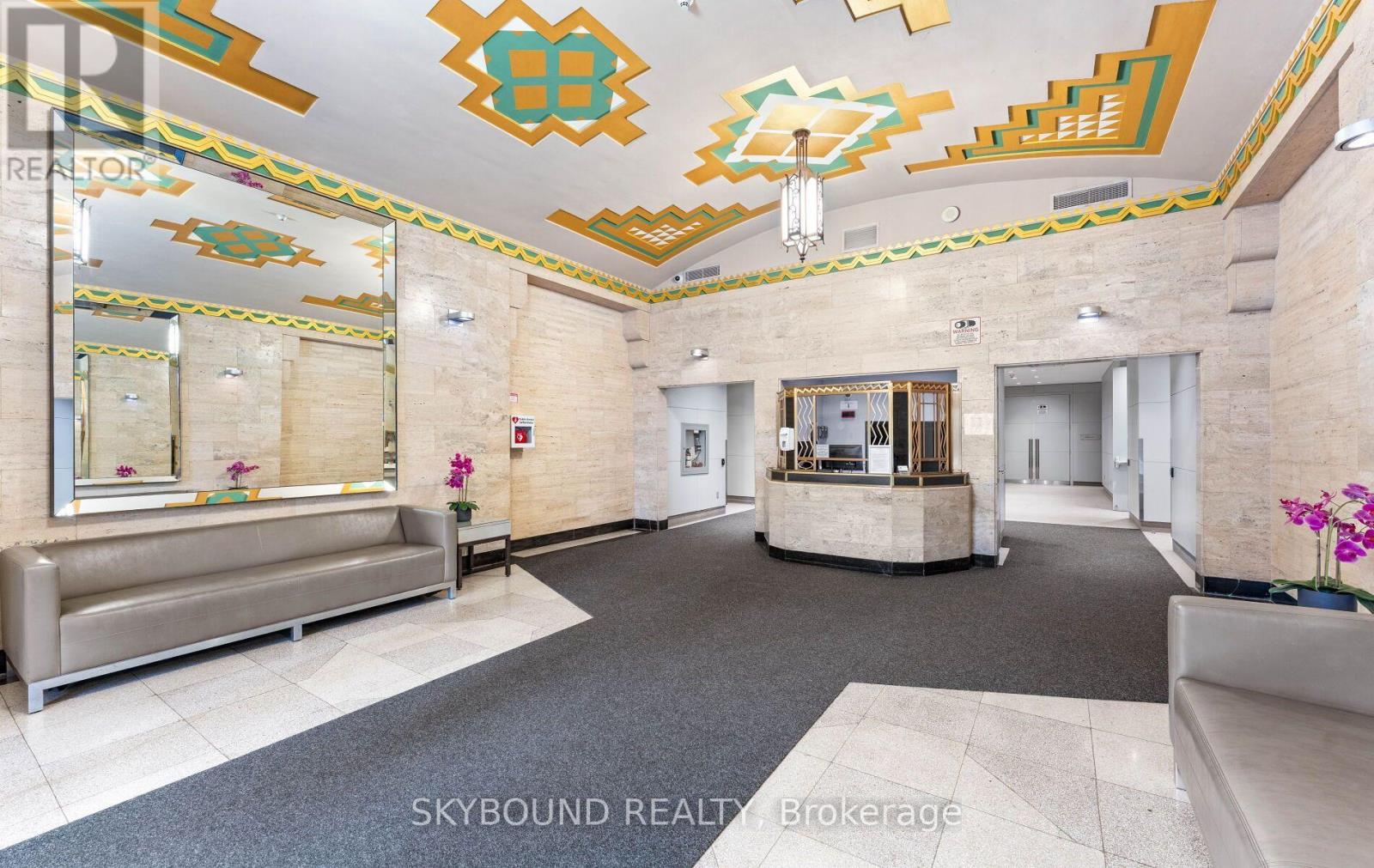 524 - 637 Lake Shore Boulevard W Property Photo 3