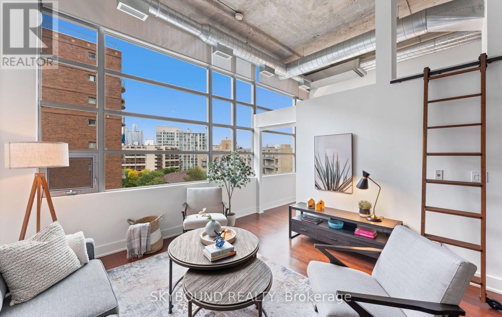 524 - 637 Lake Shore Boulevard W Property Photo 10
