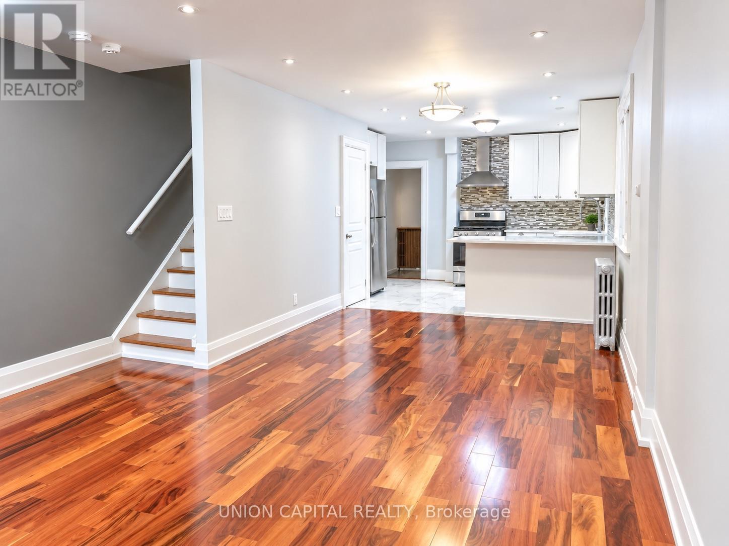 438 Christie Street Property Photo 2