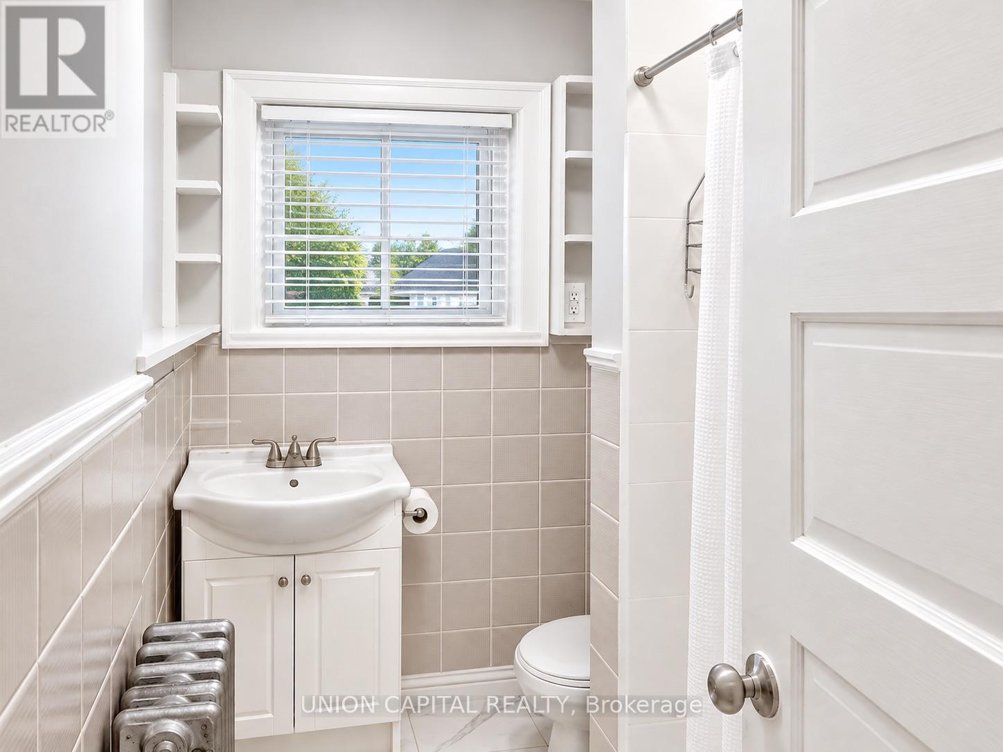 438 Christie Street Property Photo 10