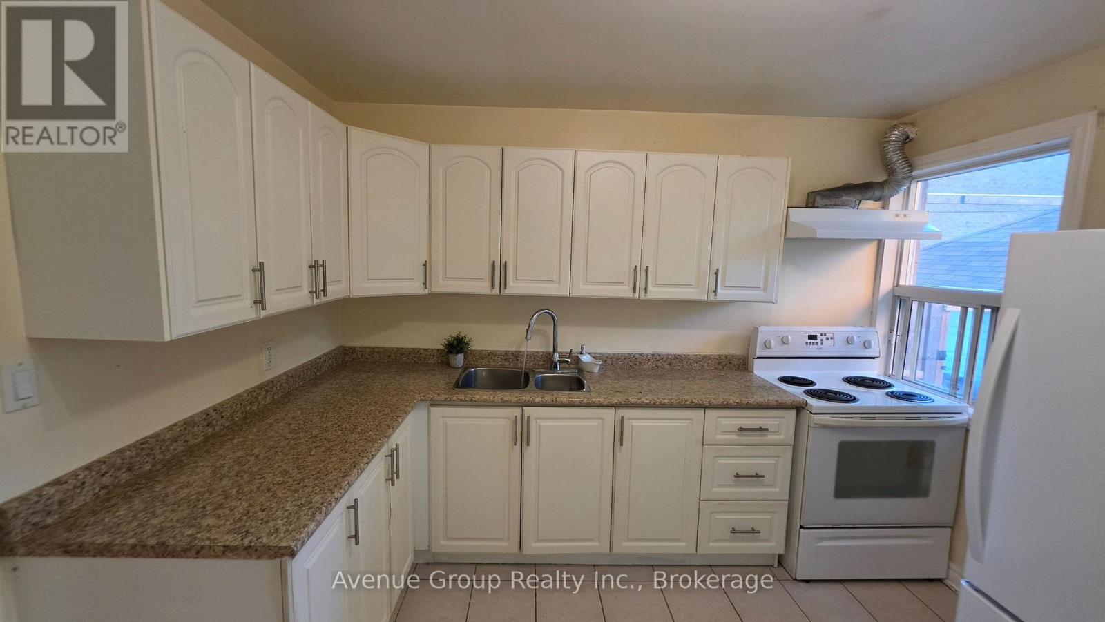 Main - 82 Caines Avenue Property Photo 16