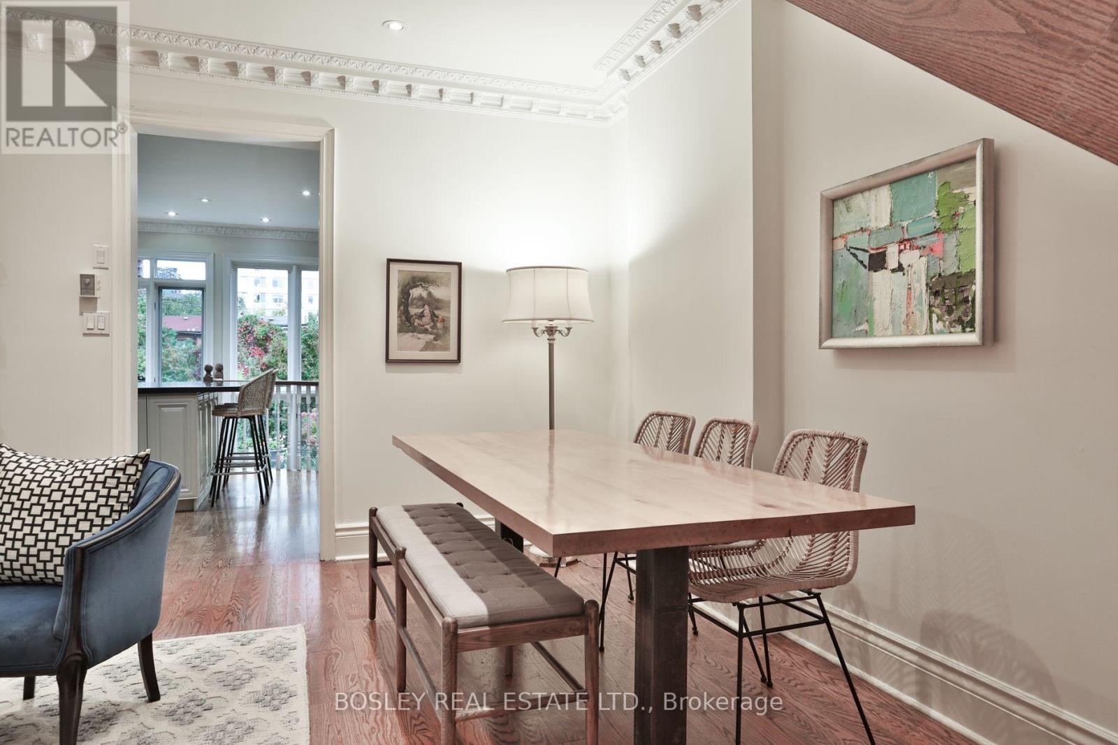 128 Hillsdale Avenue E Property Photo 10
