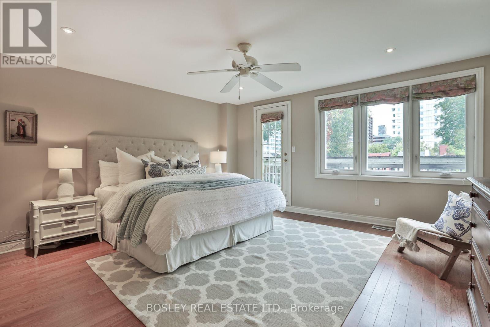 128 Hillsdale Avenue E Property Photo 18
