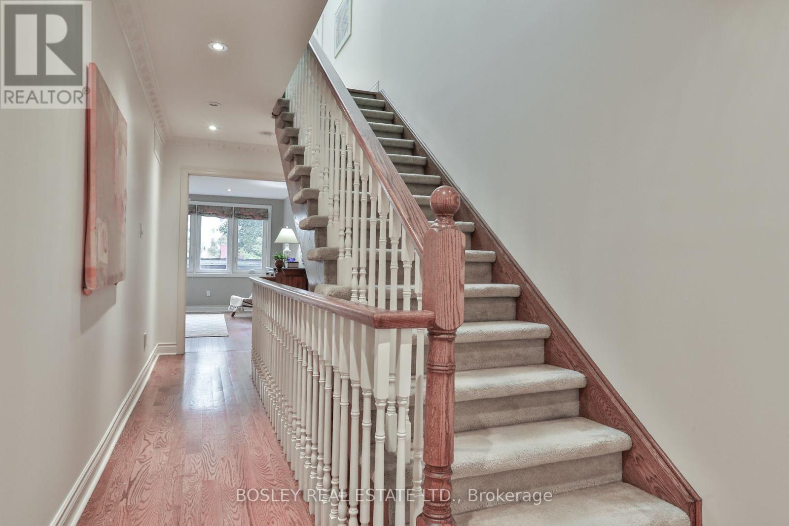 128 Hillsdale Avenue E Property Photo 30