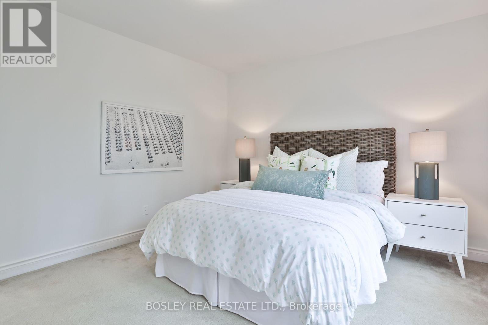 128 Hillsdale Avenue E Property Photo 33