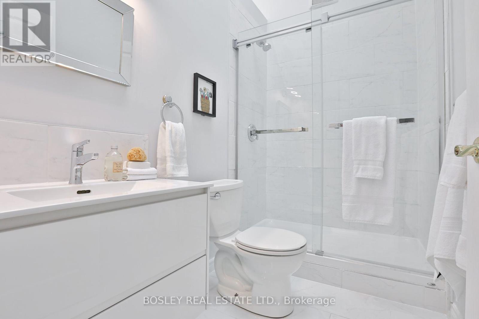 128 Hillsdale Avenue E Property Photo 35