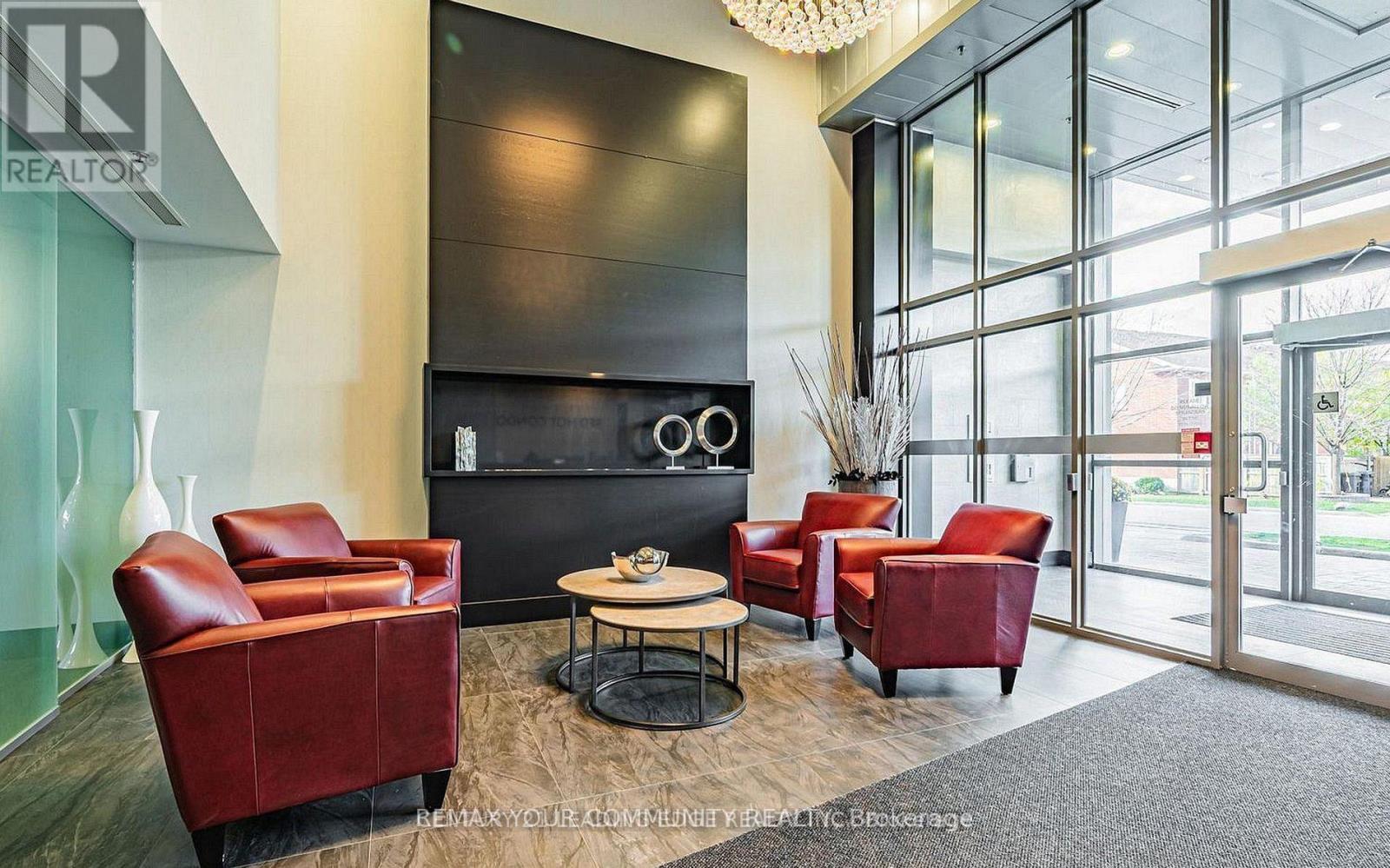 827 - 120 Dallimore Circle Property Photo 2
