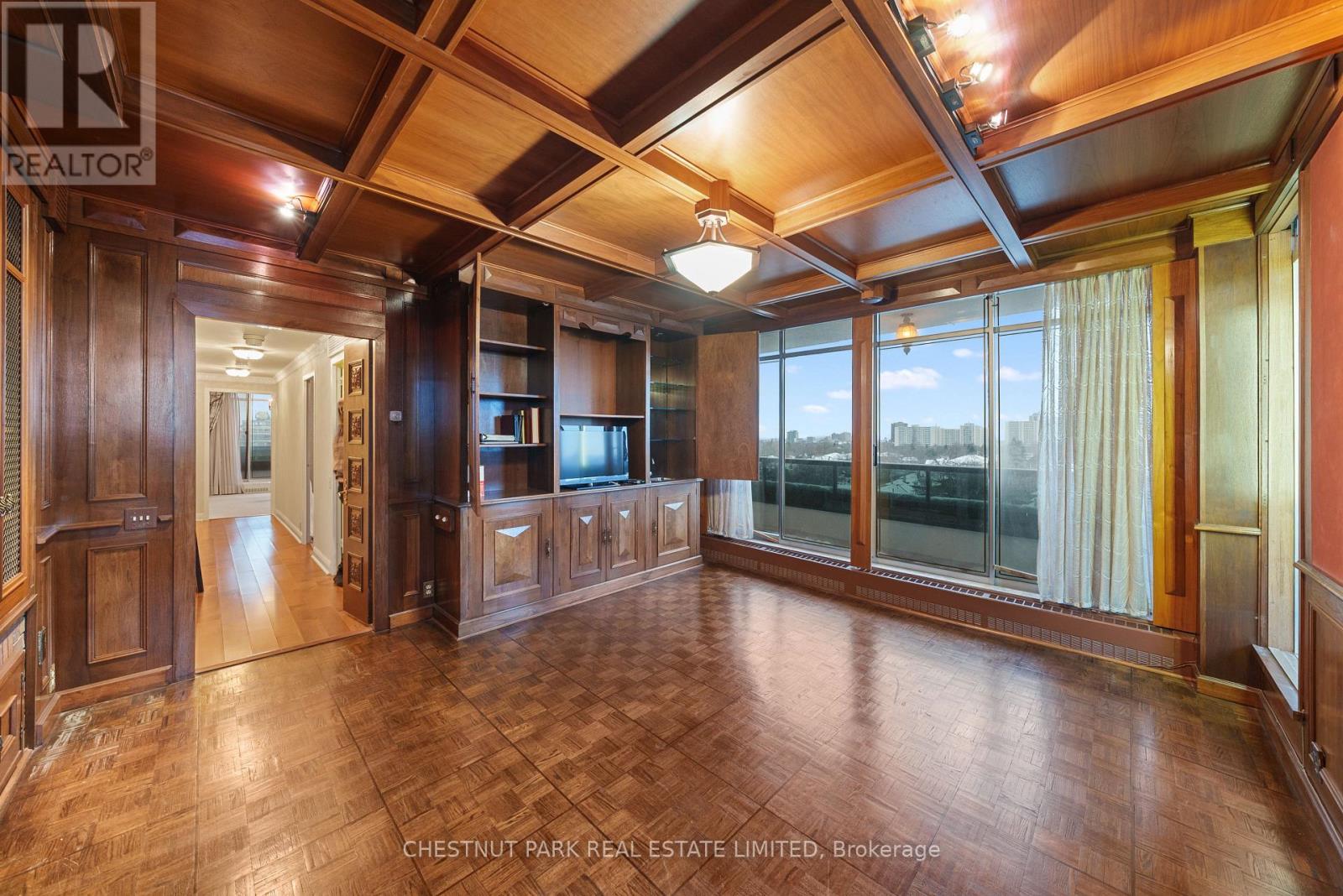 Ph 1 - 2600 Bathurst Street Property Photo 31