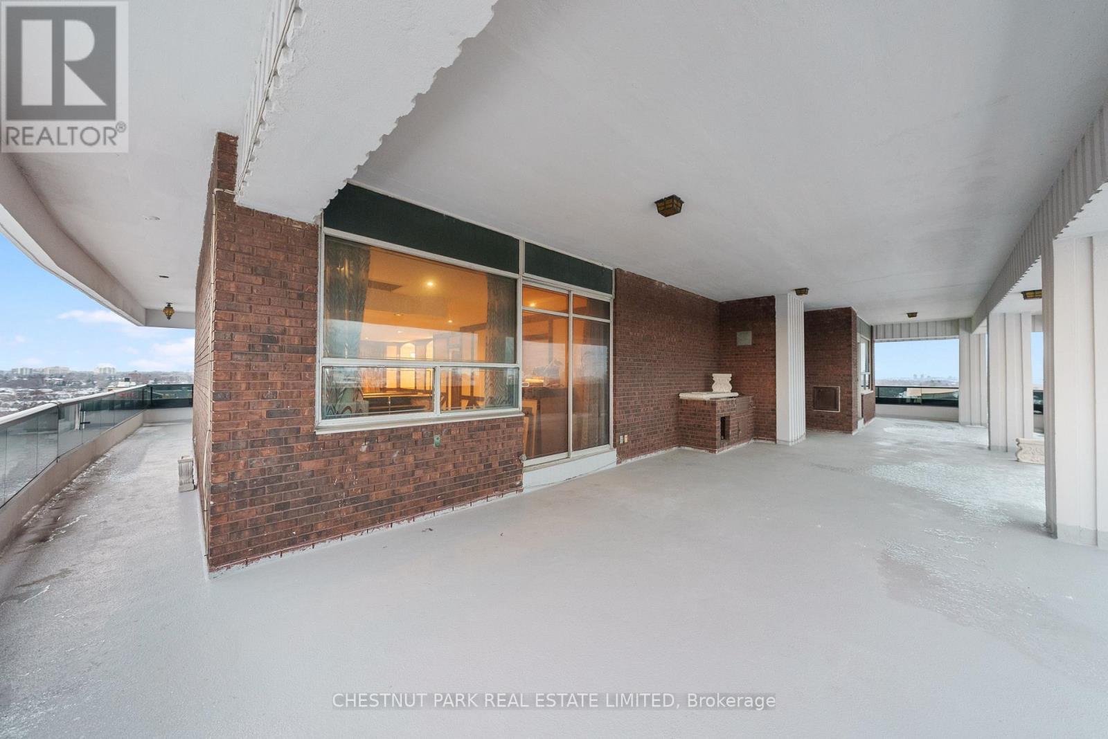 Ph 1 - 2600 Bathurst Street Property Photo 34