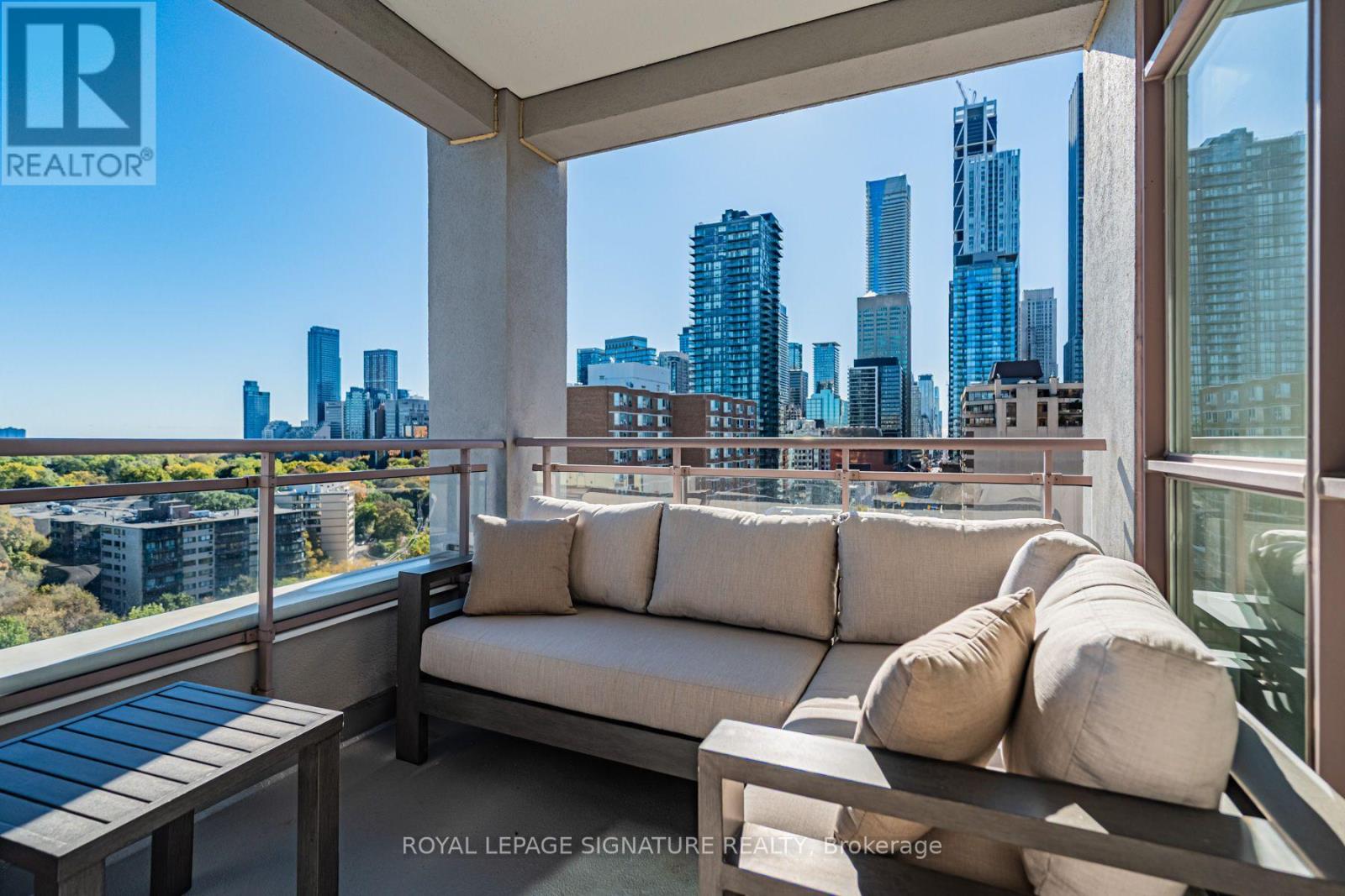 1002 - 980 Yonge Street Property Photo 32