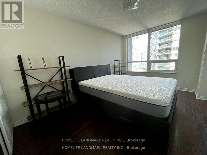1706 - 19 Grand Trunk Crescent Property Photo 12