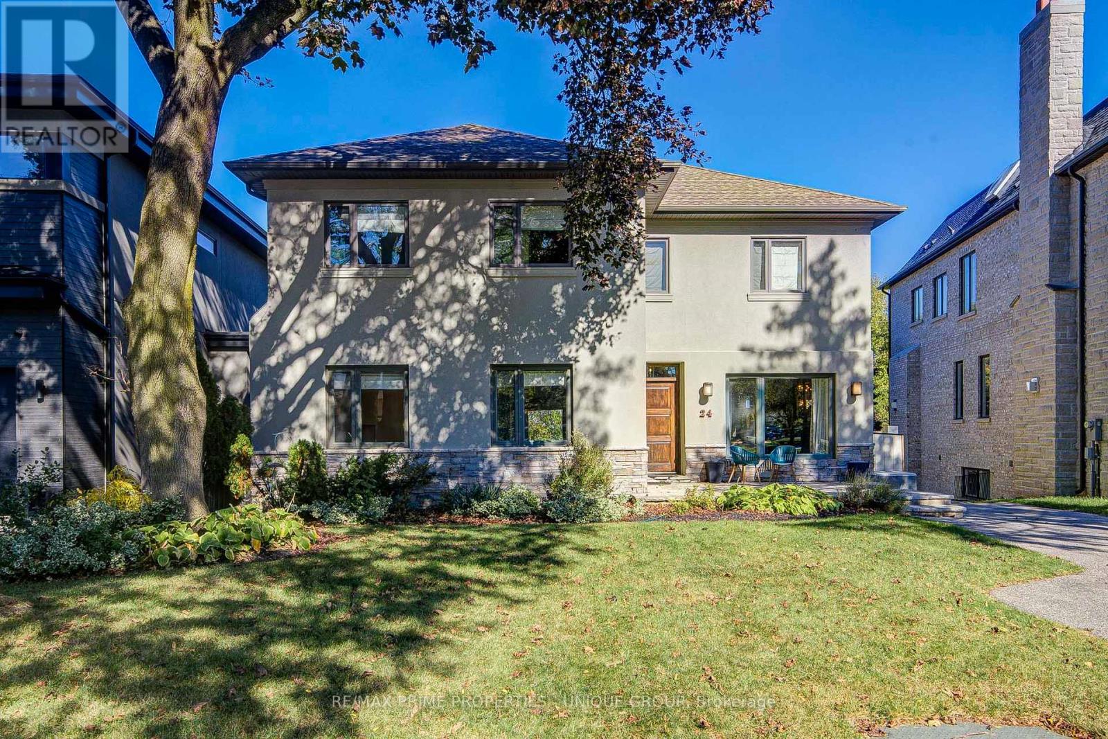 24 CEDARBANK CRESCENT Property Photo 1