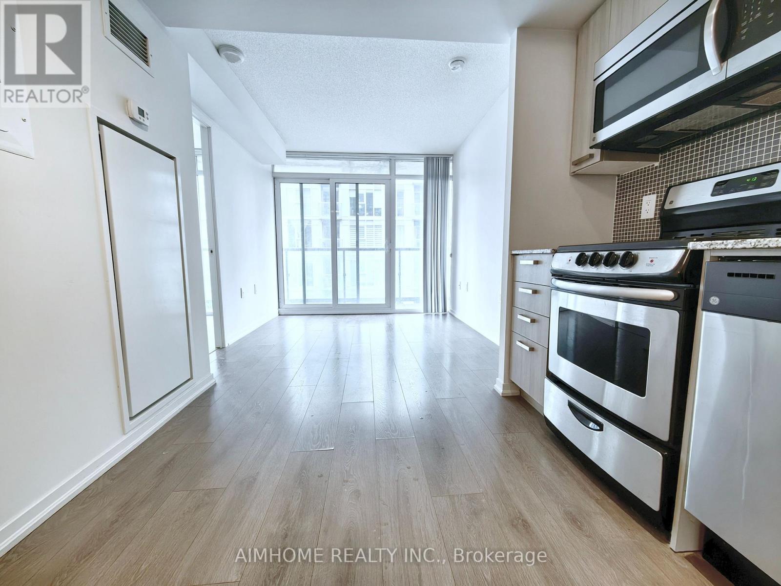 1916 - 36 LISGAR STREET Property Photo 1