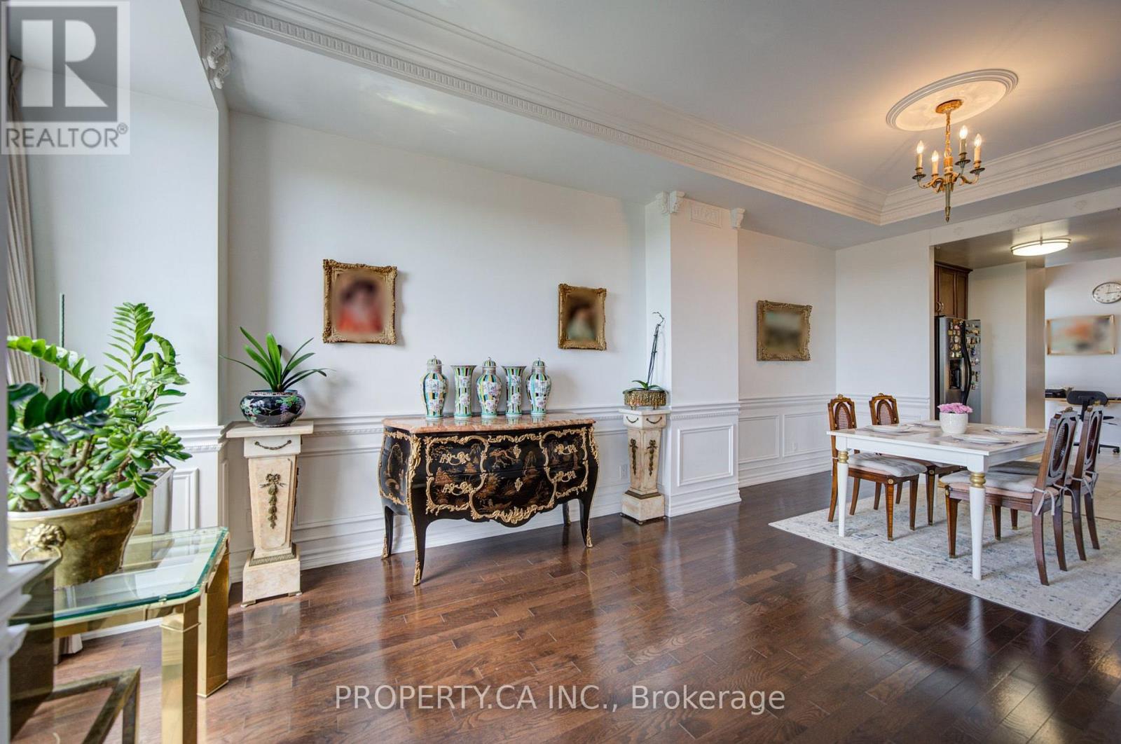 609 - 4200 Bathurst Street Property Photo 4