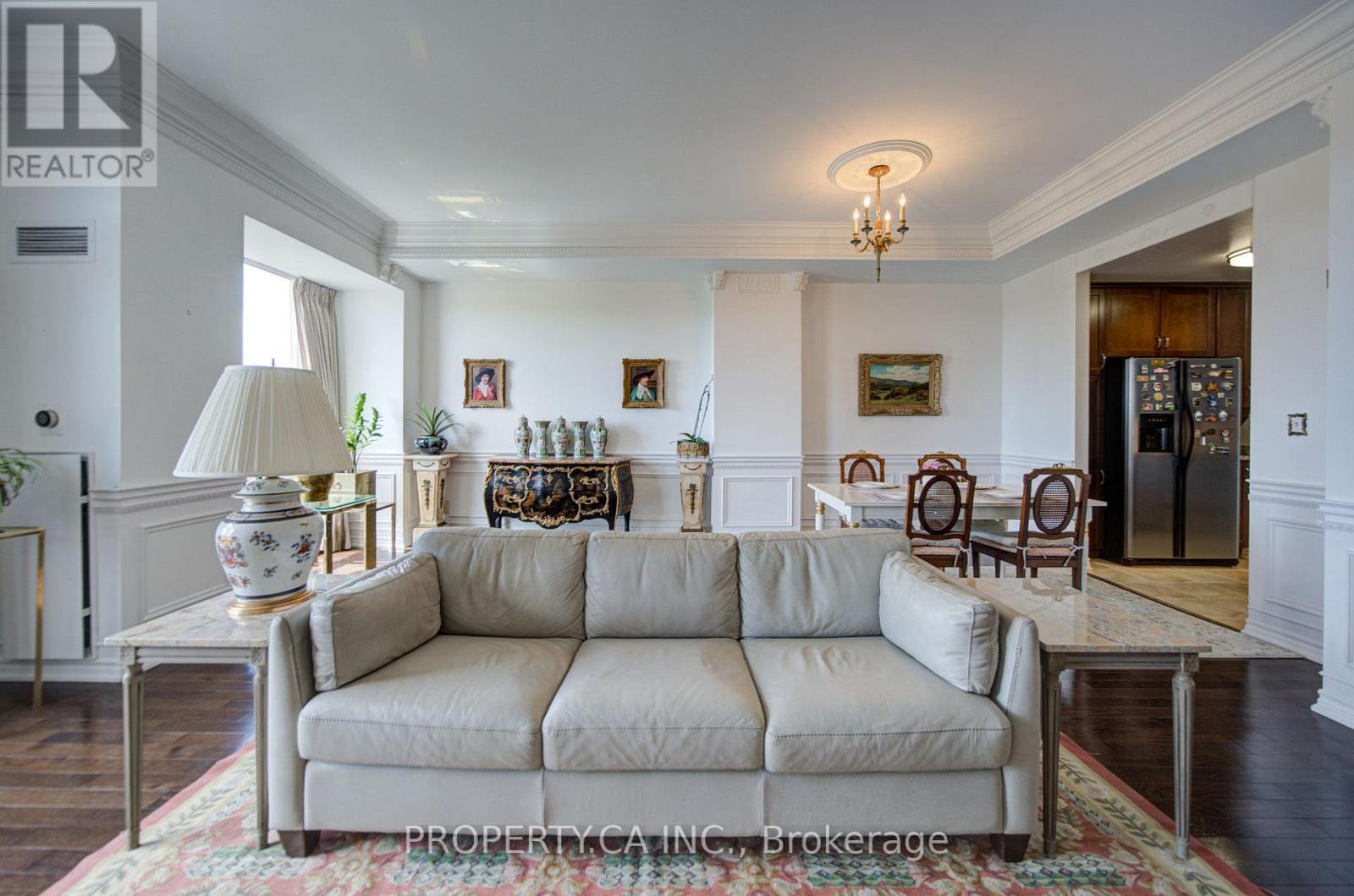 609 - 4200 Bathurst Street Property Photo 8
