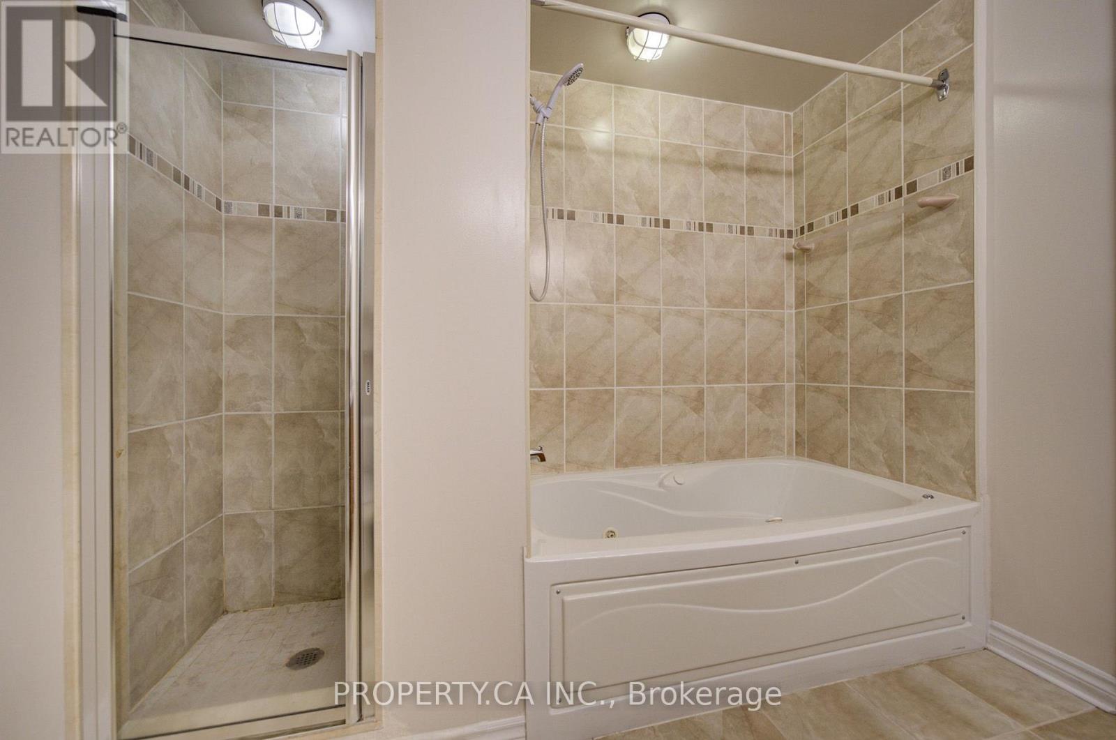 609 - 4200 Bathurst Street Property Photo 19