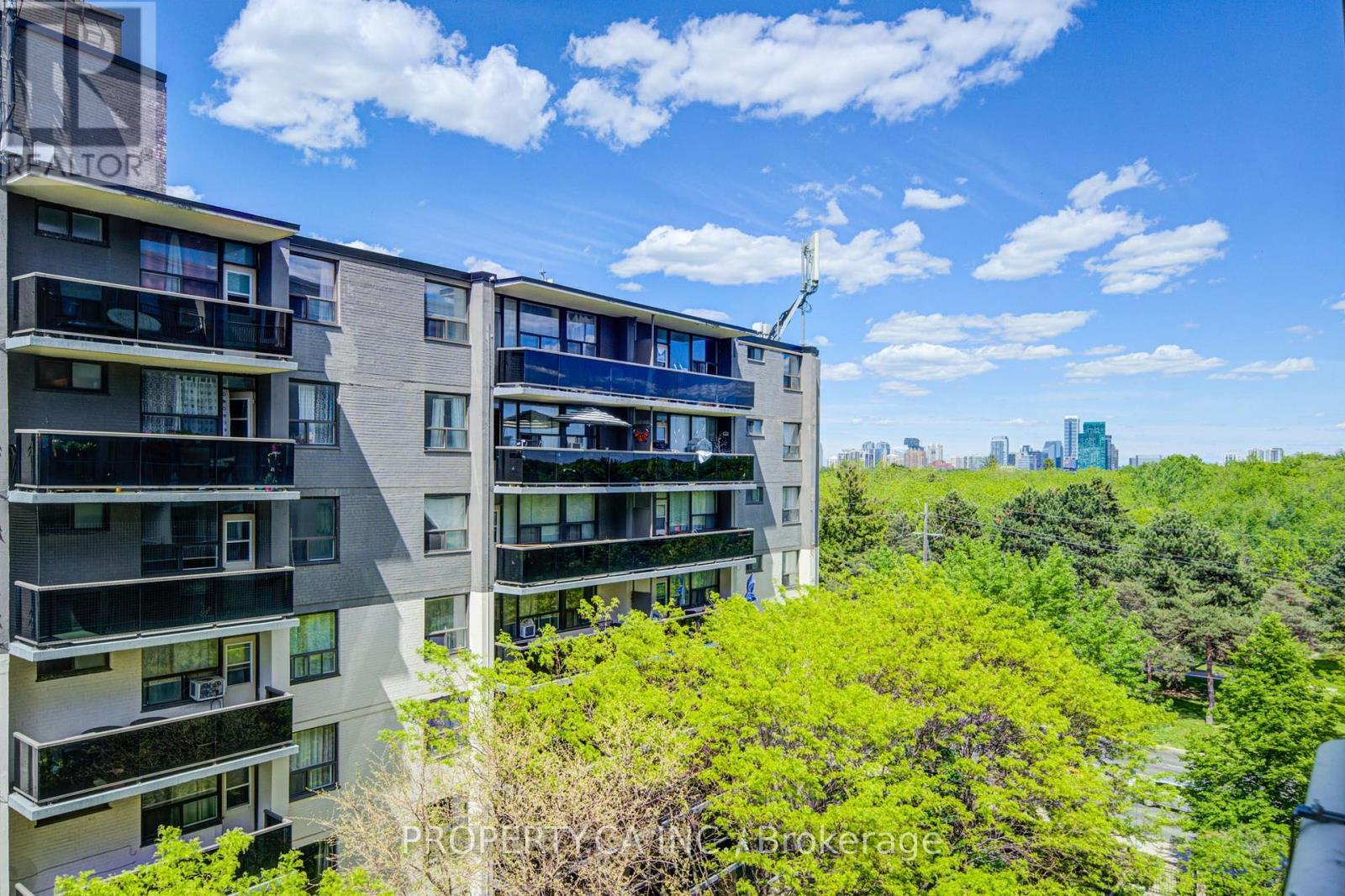 609 - 4200 Bathurst Street Property Photo 26