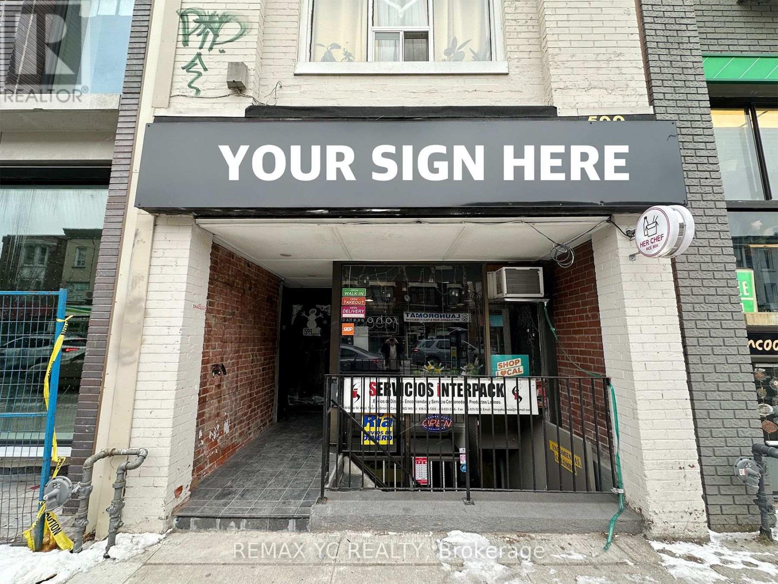 599 Bloor Street W Property Photo 1