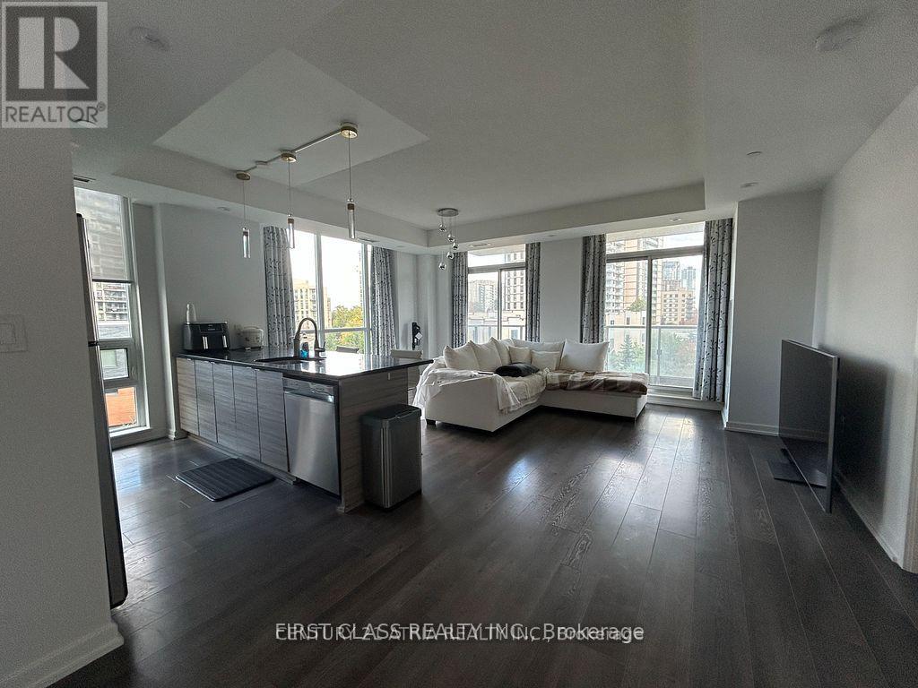 307 - 62 FOREST MANOR ROAD Property Photo 1