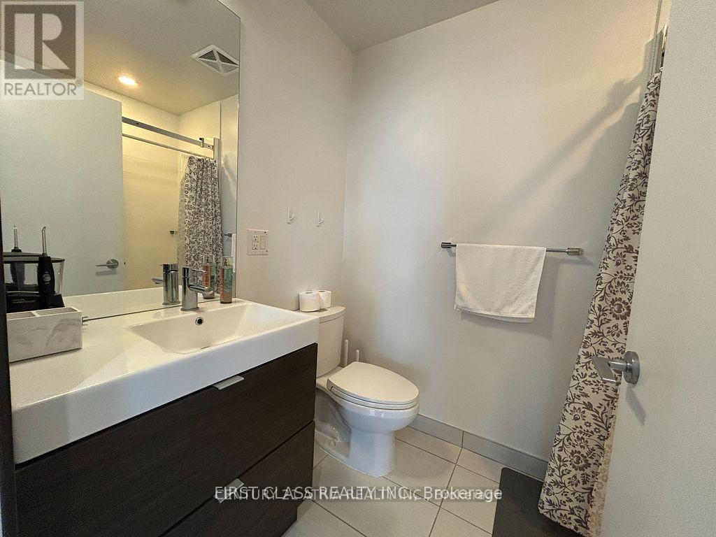 307 - 62 Forest Manor Road Property Photo 5