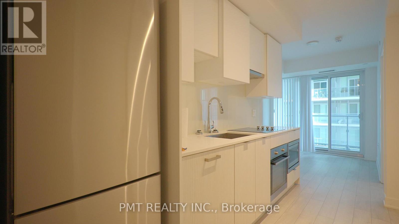 1708 - 99 Broadway Avenue Property Photo 3