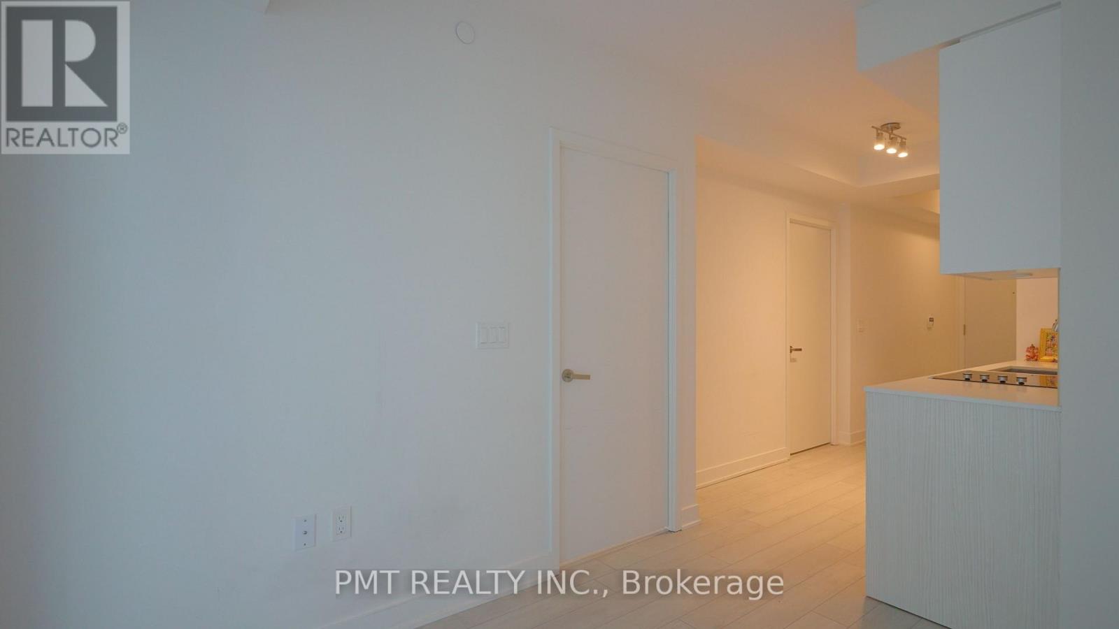 1708 - 99 Broadway Avenue Property Photo 7