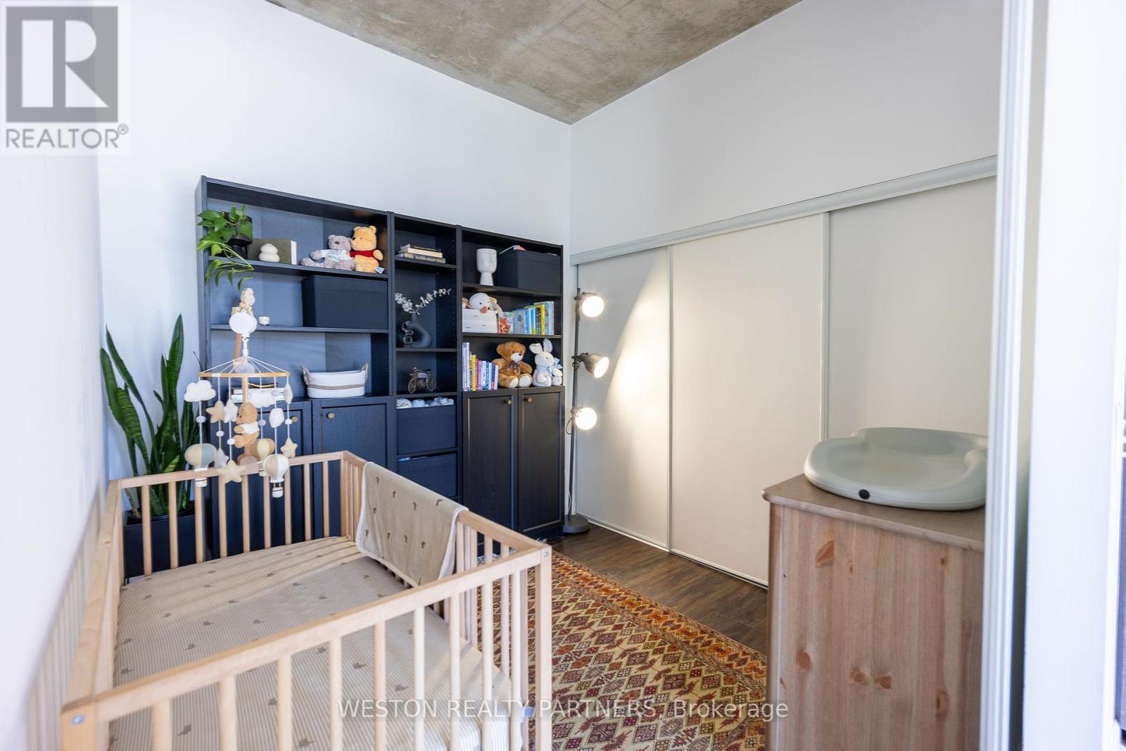 514 - 478 King Street W Property Photo 4