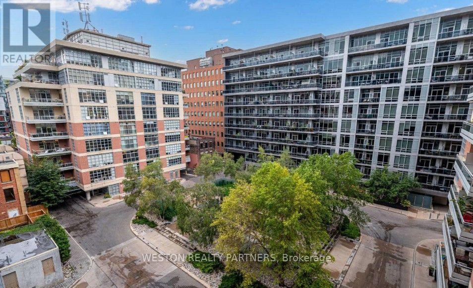 514 - 478 King Street W Property Photo 30