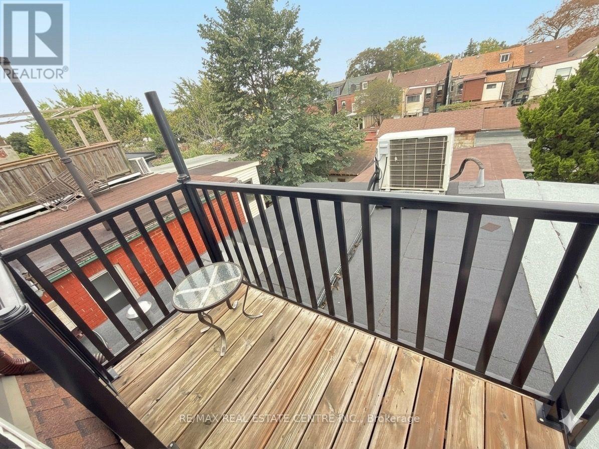 200 Roxton Road Property Photo 15