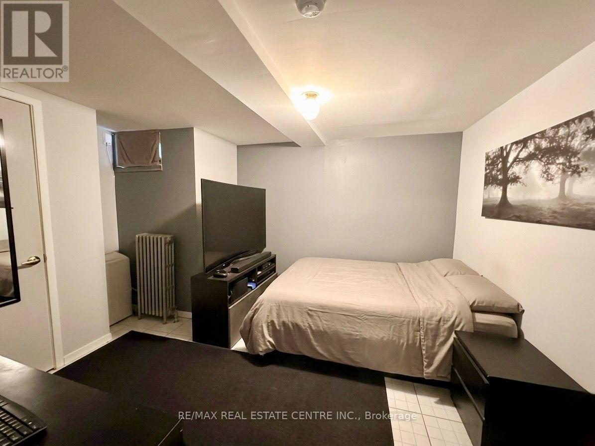 200 Roxton Road Property Photo 19