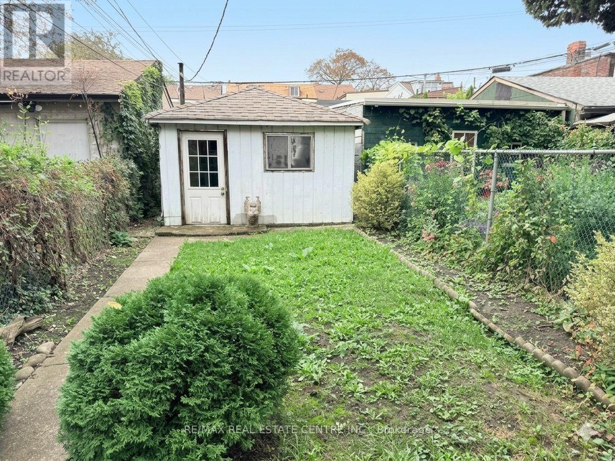 200 Roxton Road Property Photo 21