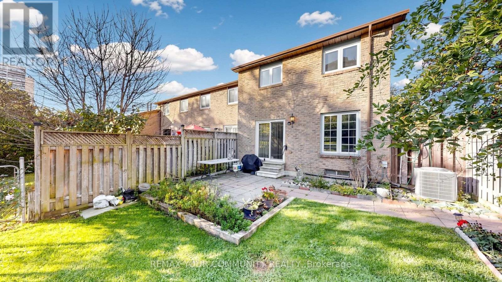59 Robert Hicks Drive Property Photo 36