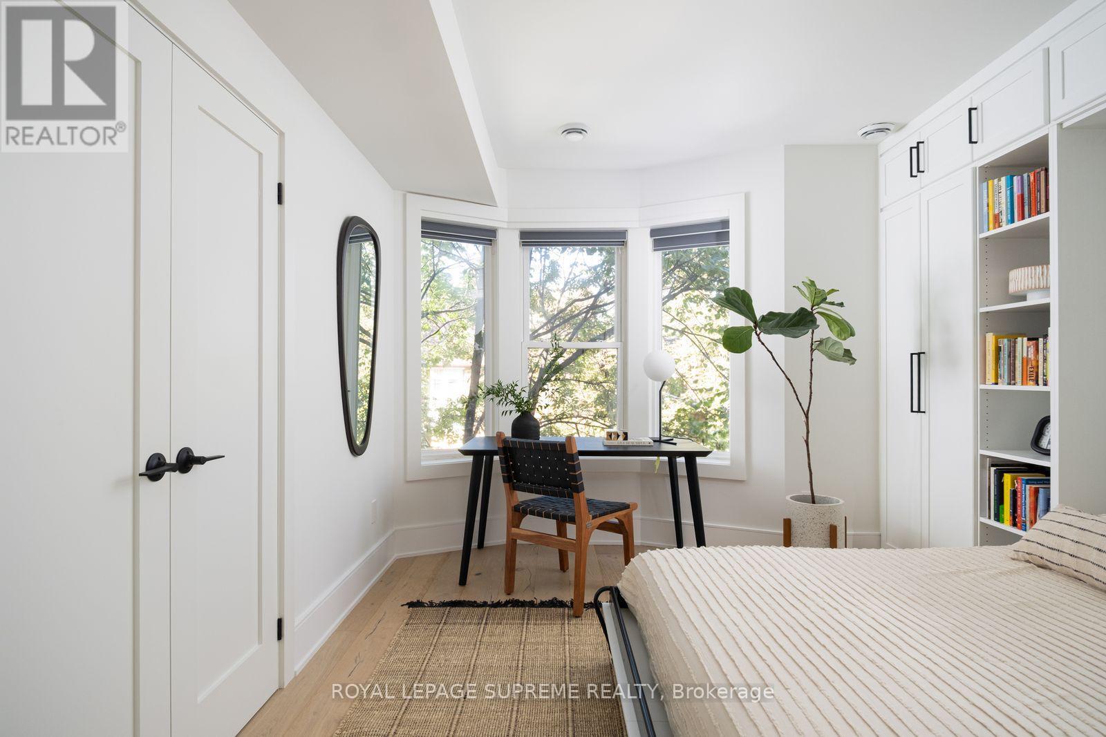251 Crawford Street Property Photo 13