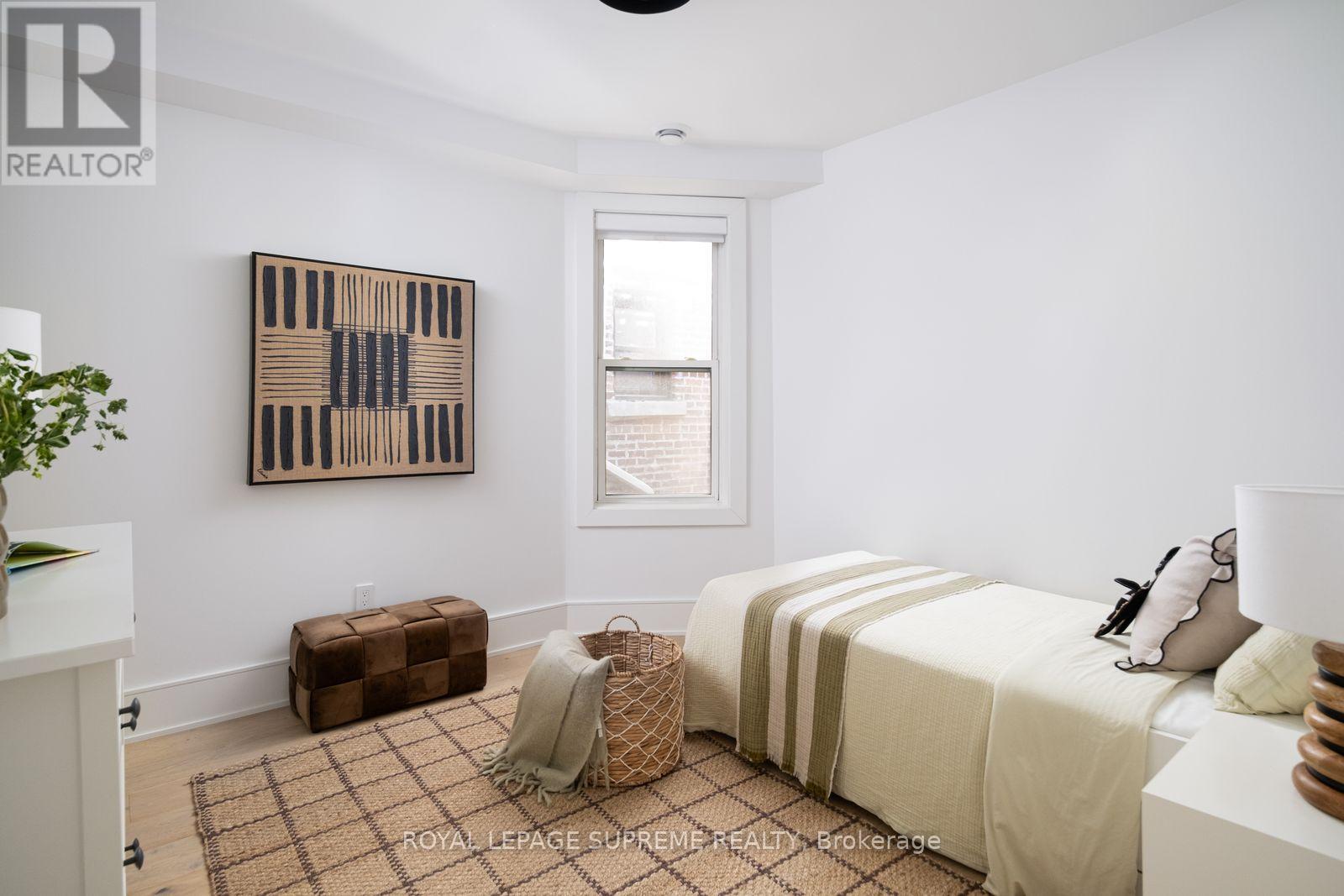 251 Crawford Street Property Photo 14
