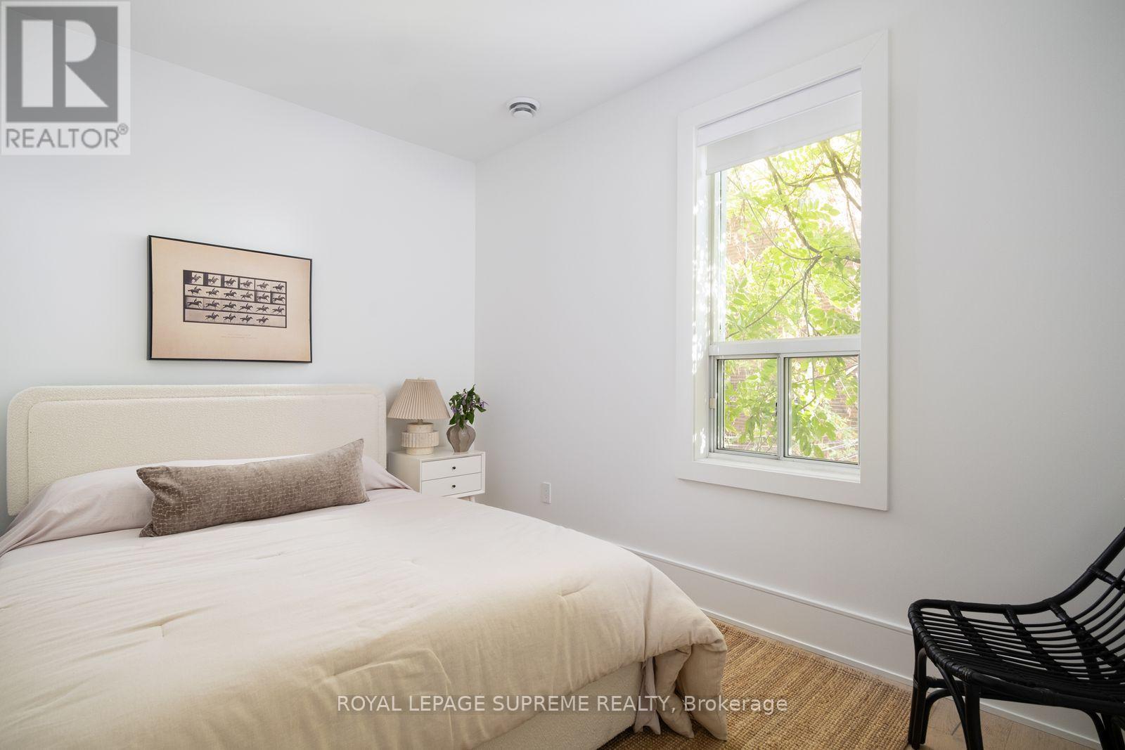 251 Crawford Street Property Photo 18