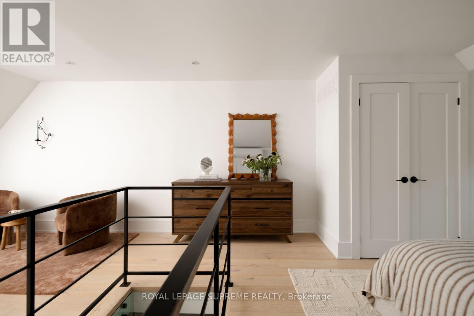 251 Crawford Street Property Photo 19