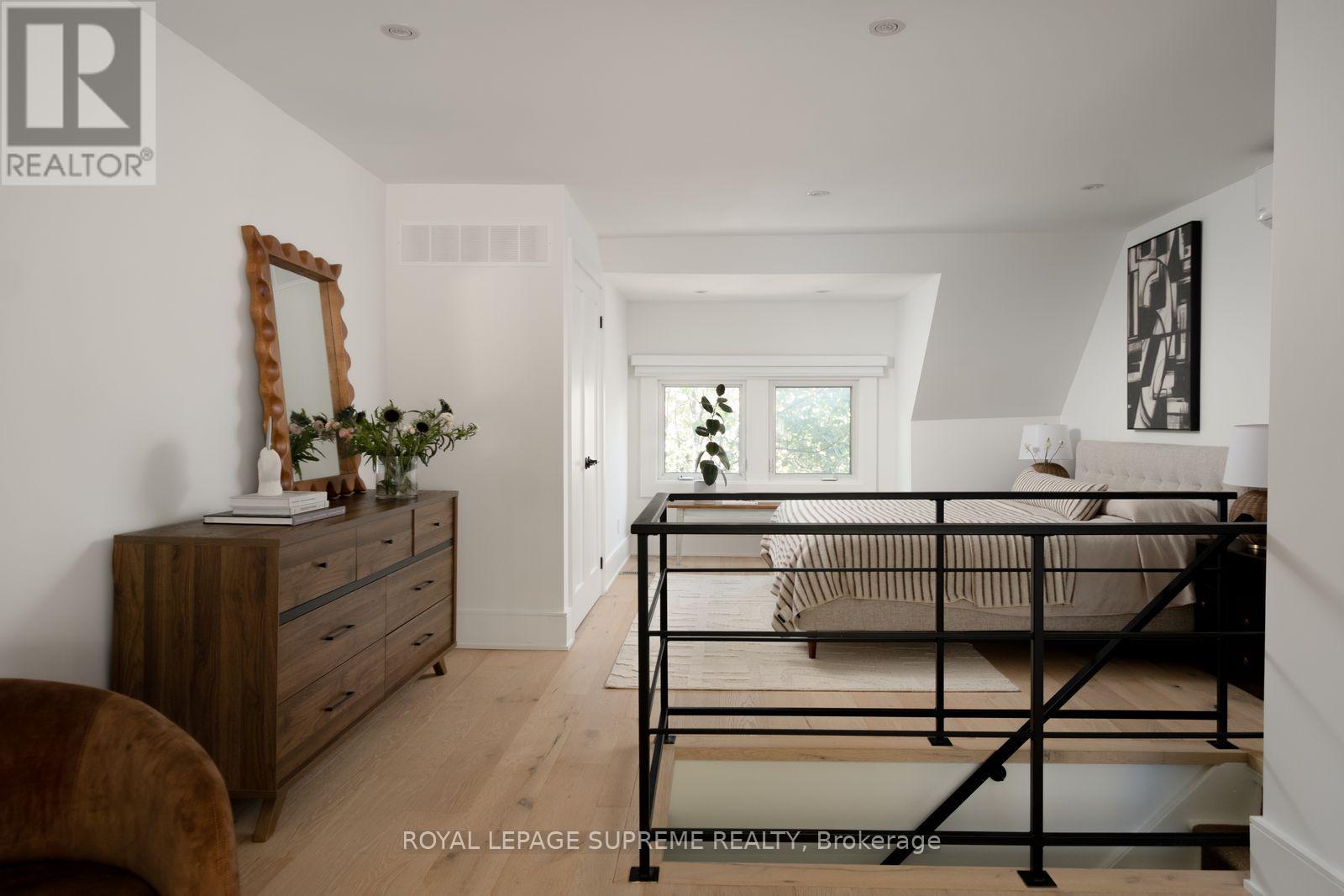 251 Crawford Street Property Photo 20